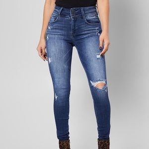Signature Kurvy Mid-Rise Skinny Jean KANCAN